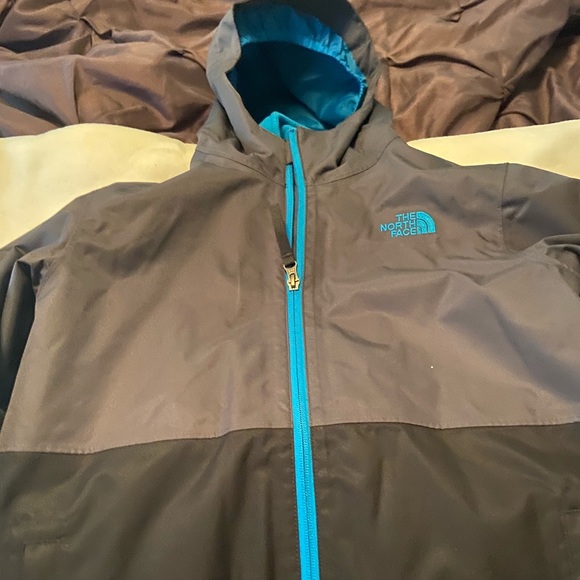 Boys NorthFace winter jacket size L 14/16 - Picture 2 of 4